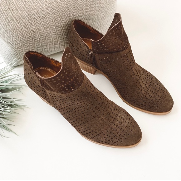 crown vintage telsa bootie